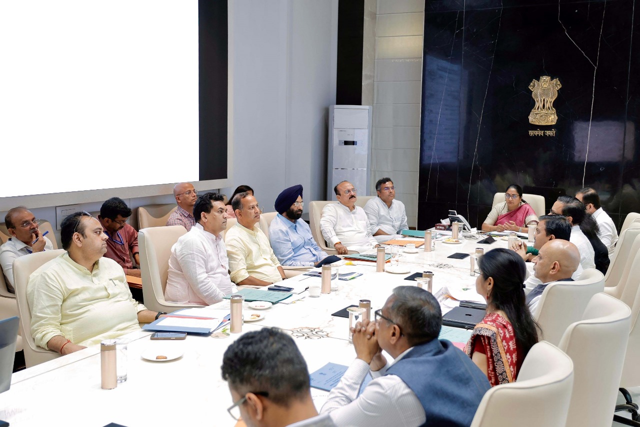 दिल्ली मंत्रिमंडल की बैठक का चित्र दिल्ली मंत्रिमंडल की बैठक का चित्र