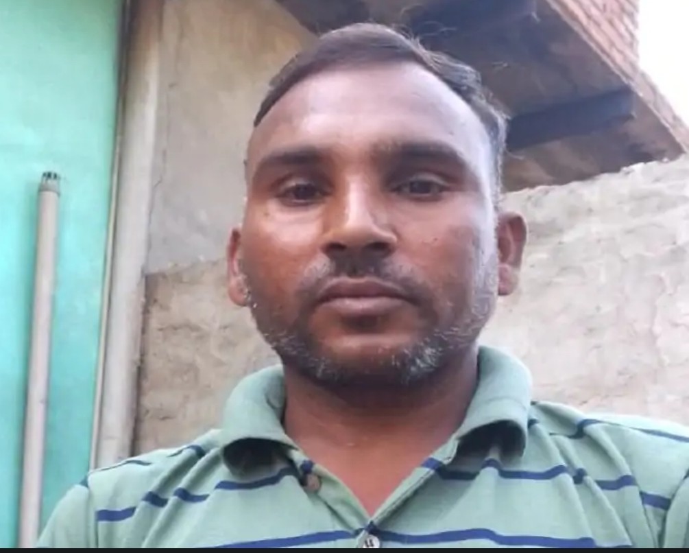 रोहतास जिसने इसराना थाने में पिता की गुमशुदगी 30 साल बाद मामला दर्ज कराया है। रोहतास जिसने इसराना थाने में पिता की गुमशुदगी 30 साल बाद मामला दर्ज कराया है।