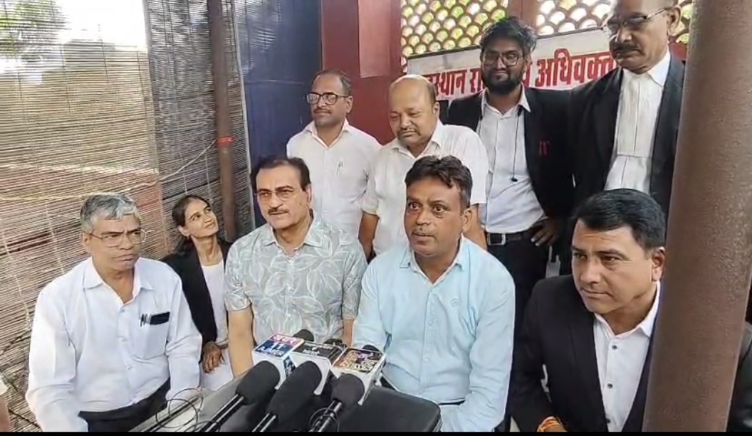रामसेतु एलिवेटेड रोड पर आवागमन तत्काल बंद करने के अदालत के आदेश, भ्रष्टाचार की जांच में गरमाया अजमेर का राजनीतिक माहौल रामसेतु एलिवेटेड रोड पर आवागमन तत्काल बंद करने के अदालत के आदेश, भ्रष्टाचार की जांच में गरमाया अजमेर का राजनीतिक माहौल