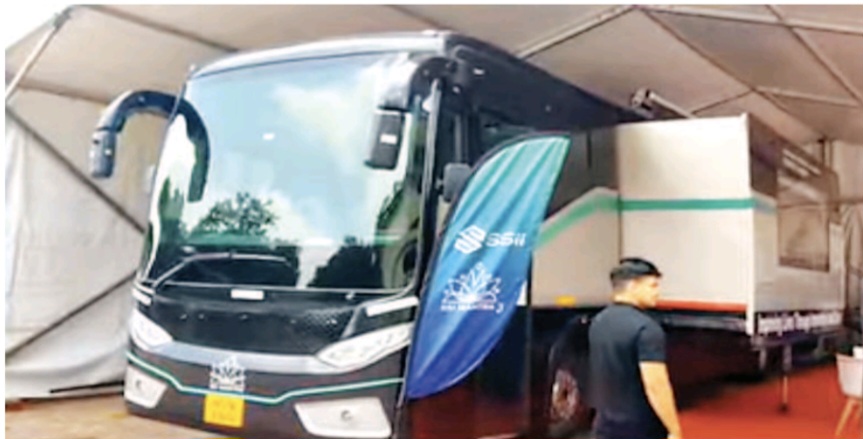 भारत की पहली मोबाइल रोबोटिक सर्जरी यूनिट पहुंची अजमेर: जेएलएन मेडिकल कॉलेज में लाइव डेमो भारत की पहली मोबाइल रोबोटिक सर्जरी यूनिट पहुंची अजमेर: जेएलएन मेडिकल कॉलेज में लाइव डेमो