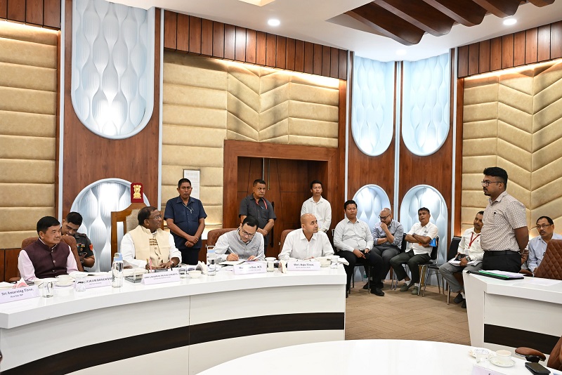 राज्यपाल ने कार्बी आंगलोंग का किया दौरा राज्यपाल ने कार्बी आंगलोंग का किया दौरा