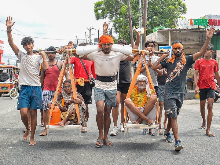 श्रावणी यात्रियों के सुरक्षा के लिए रेलवे का पहल श्रावणी यात्रियों के सुरक्षा के लिए रेलवे का पहल