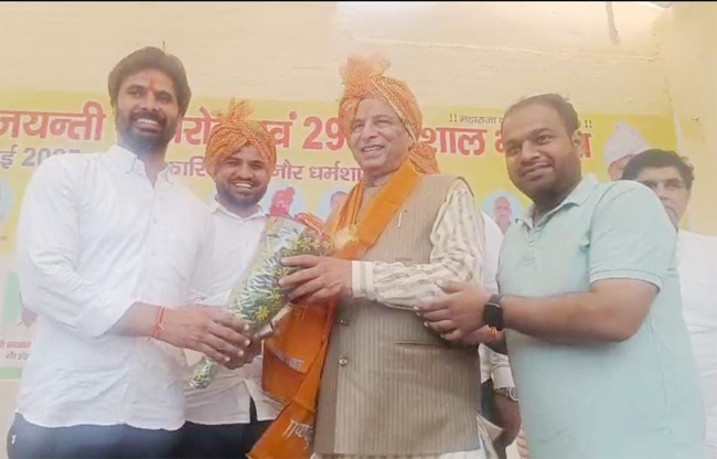 सोनीपत:गन्नौर की प्रजापति धर्मशाला में गुरु दक्ष प्रजापति समारोह में भाजपा प्रदेशाध्यक्ष मोहन लाल बडौली सोनीपत:गन्नौर की प्रजापति धर्मशाला में गुरु दक्ष प्रजापति समारोह में भाजपा प्रदेशाध्यक्ष मोहन लाल बडौली