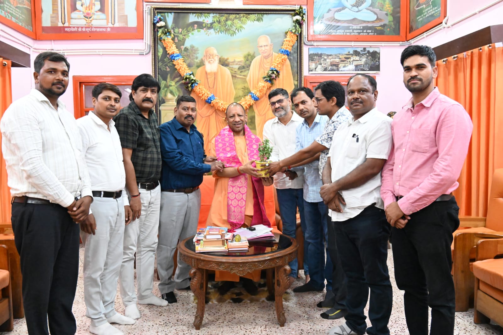 गोरखपुर मंडल के 67 किसान 4,40,000 रुपये के धनलाभ के लिए सूचीबद्ध* गोरखपुर मंडल के 67 किसान 4,40,000 रुपये के धनलाभ के लिए सूचीबद्ध*