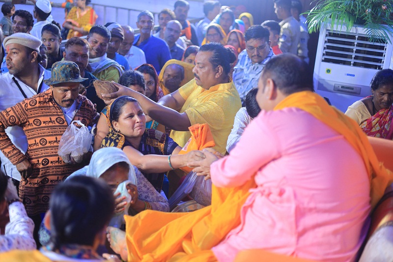 कुबेरेश्वरधाम में गुरु पूर्णिमा महोत्सव कुबेरेश्वरधाम में गुरु पूर्णिमा महोत्सव
