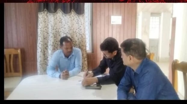 घूसखोर गिरफ्तार।