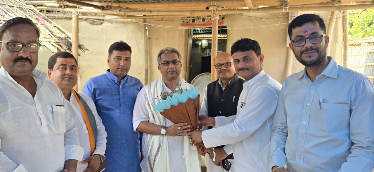 उद्योग मंत्री का अररिया में हुआ भव्य स्वागत, मंत्री ने कार्यकर्ताओ को दिया विधानसभा जीत का मंत्र उद्योग मंत्री का अररिया में हुआ भव्य स्वागत, मंत्री ने कार्यकर्ताओ को दिया विधानसभा जीत का मंत्र