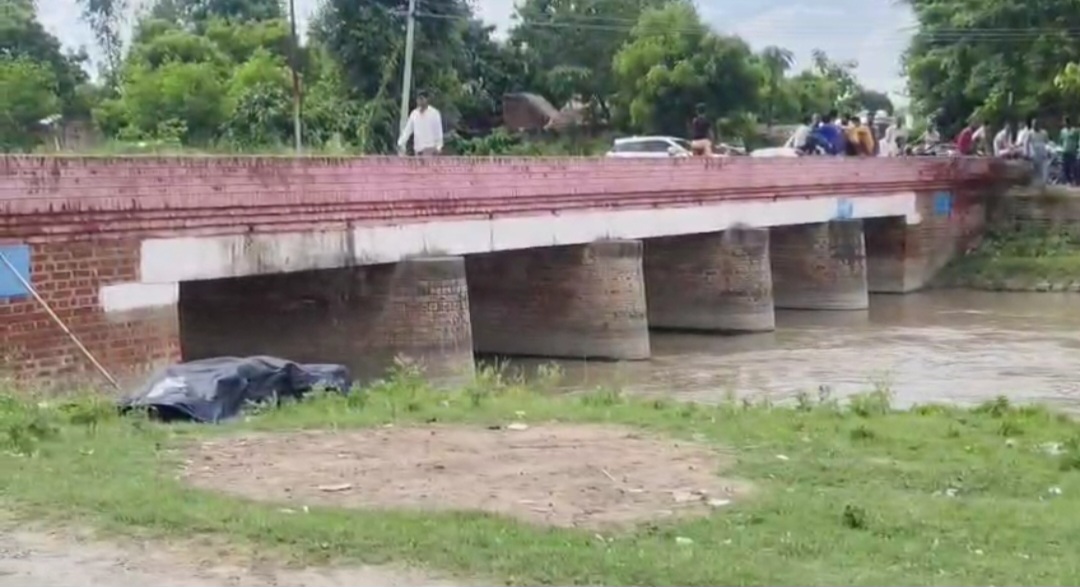 नहर कीफोटो नहर कीफोटो