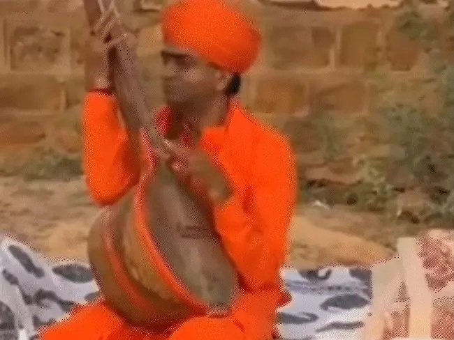 विधायक प्रताप पुरी ने रातभर किया जागरण विधायक प्रताप पुरी ने रातभर किया जागरण