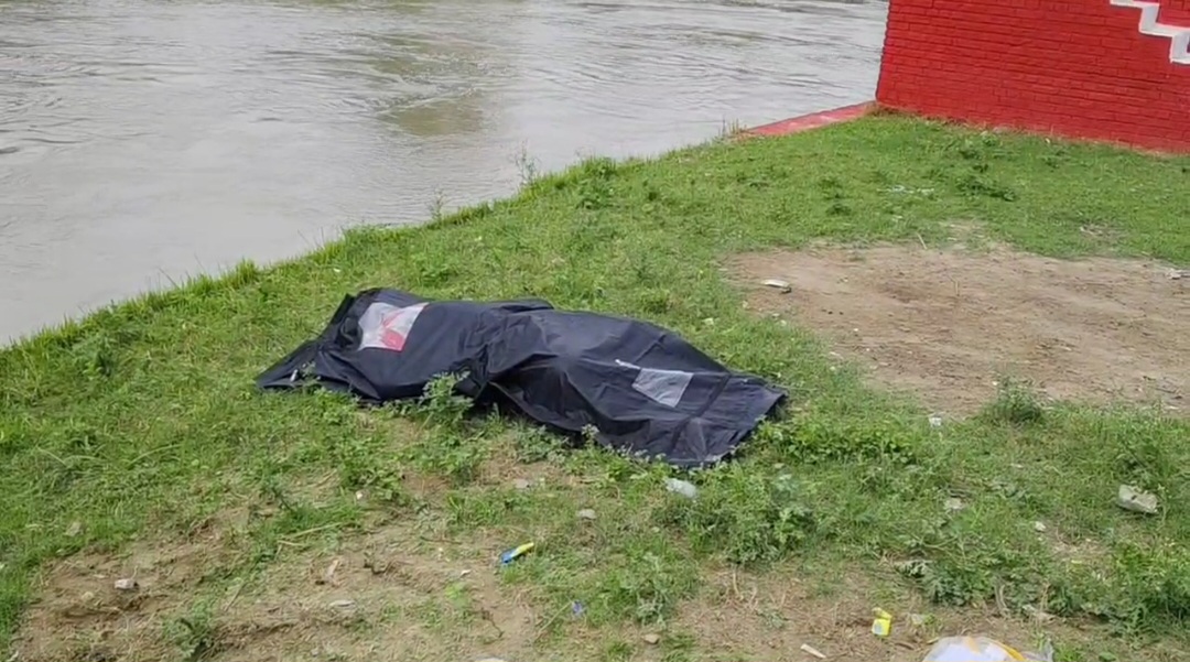 लास्ट कीफोटो लास्ट कीफोटो