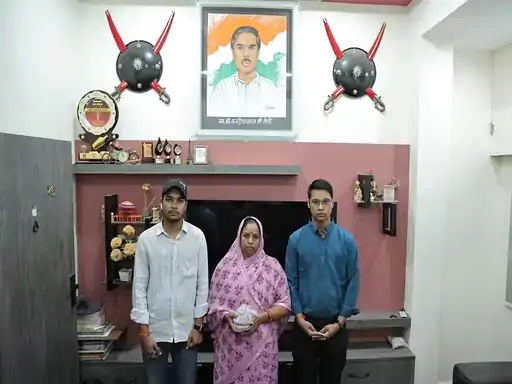 उदयपुर फाइल्स' : कन्हैयालाल की पत्नी ने पीएम मोदी को लिखा पत्र उदयपुर फाइल्स' : कन्हैयालाल की पत्नी ने पीएम मोदी को लिखा पत्र