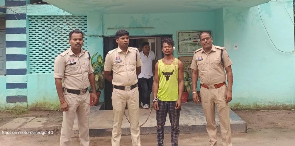 कोरबा : नाबालिक से अनाचार: पूर्व में हत्या के मामले में जेल जा चुके आरोपी को बालको पुलिस ने किया गिरफ्तार कोरबा : नाबालिक से अनाचार: पूर्व में हत्या के मामले में जेल जा चुके आरोपी को बालको पुलिस ने किया गिरफ्तार
