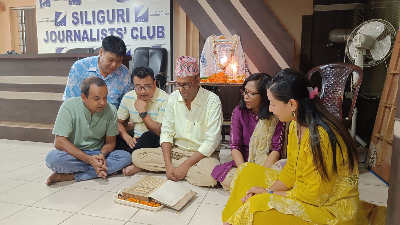 सिलीगुड़ी जर्नलिस्ट्स क्लब में  211वीं भानु जयंती मनाई गई