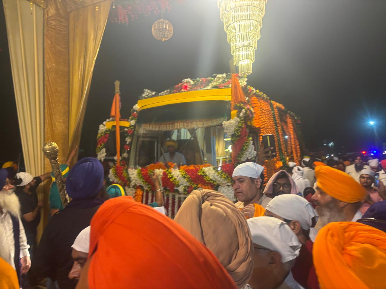 गुरूद्वारा गुरू तेग बहादुर साहिब में पहुंची नगर कीर्तन यात्रा। गुरूद्वारा गुरू तेग बहादुर साहिब में पहुंची नगर कीर्तन यात्रा।