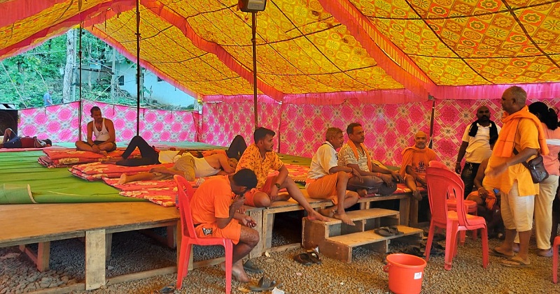 श्रावण मास में कावड़ यात्रियों की सेवा के लिए जिला प्रशासन की विशेष व्यवस्था श्रावण मास में कावड़ यात्रियों की सेवा के लिए जिला प्रशासन की विशेष व्यवस्था