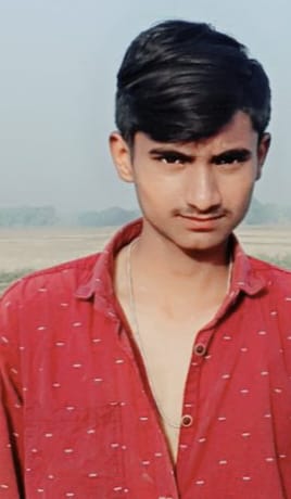 प्रयागराज के करछना थाना क्षेत्र में आकाशीय बिजली से मृत युवक की फाइल फोटो प्रयागराज के करछना थाना क्षेत्र में आकाशीय बिजली से मृत युवक की फाइल फोटो