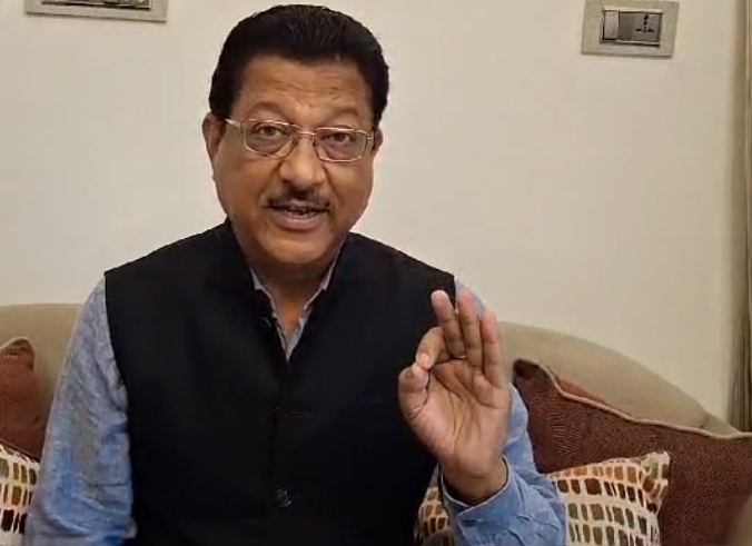 कांग्रेस प्रदेश उपाध्यक्ष सूर्यकांत धस्माना पत्रकार वार्ता करते। कांग्रेस प्रदेश उपाध्यक्ष सूर्यकांत धस्माना पत्रकार वार्ता करते।