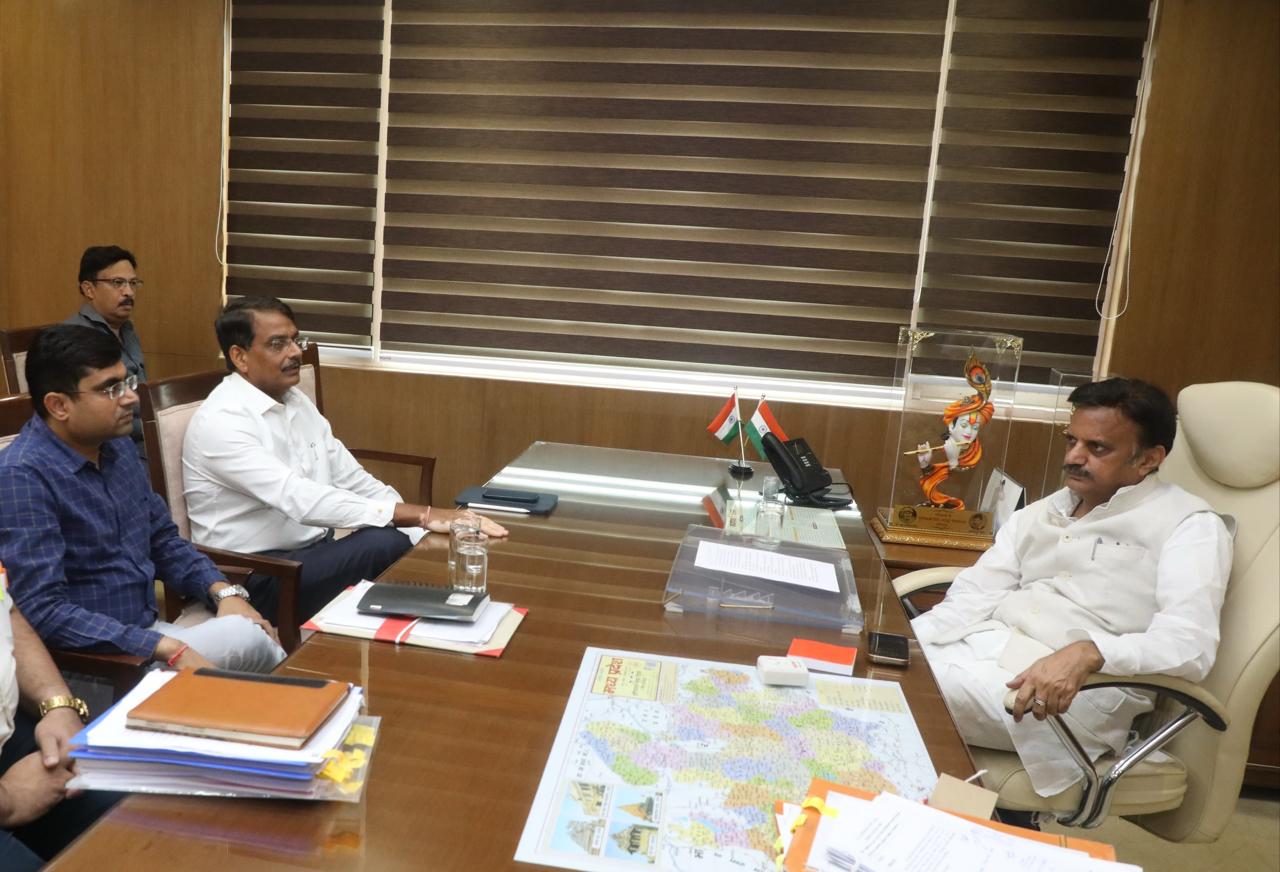 उप मुख्यमंत्री शुक्ल ने उच्च स्तरीय समीक्षा बैठक में दिए निर्देश उप मुख्यमंत्री शुक्ल ने उच्च स्तरीय समीक्षा बैठक में दिए निर्देश