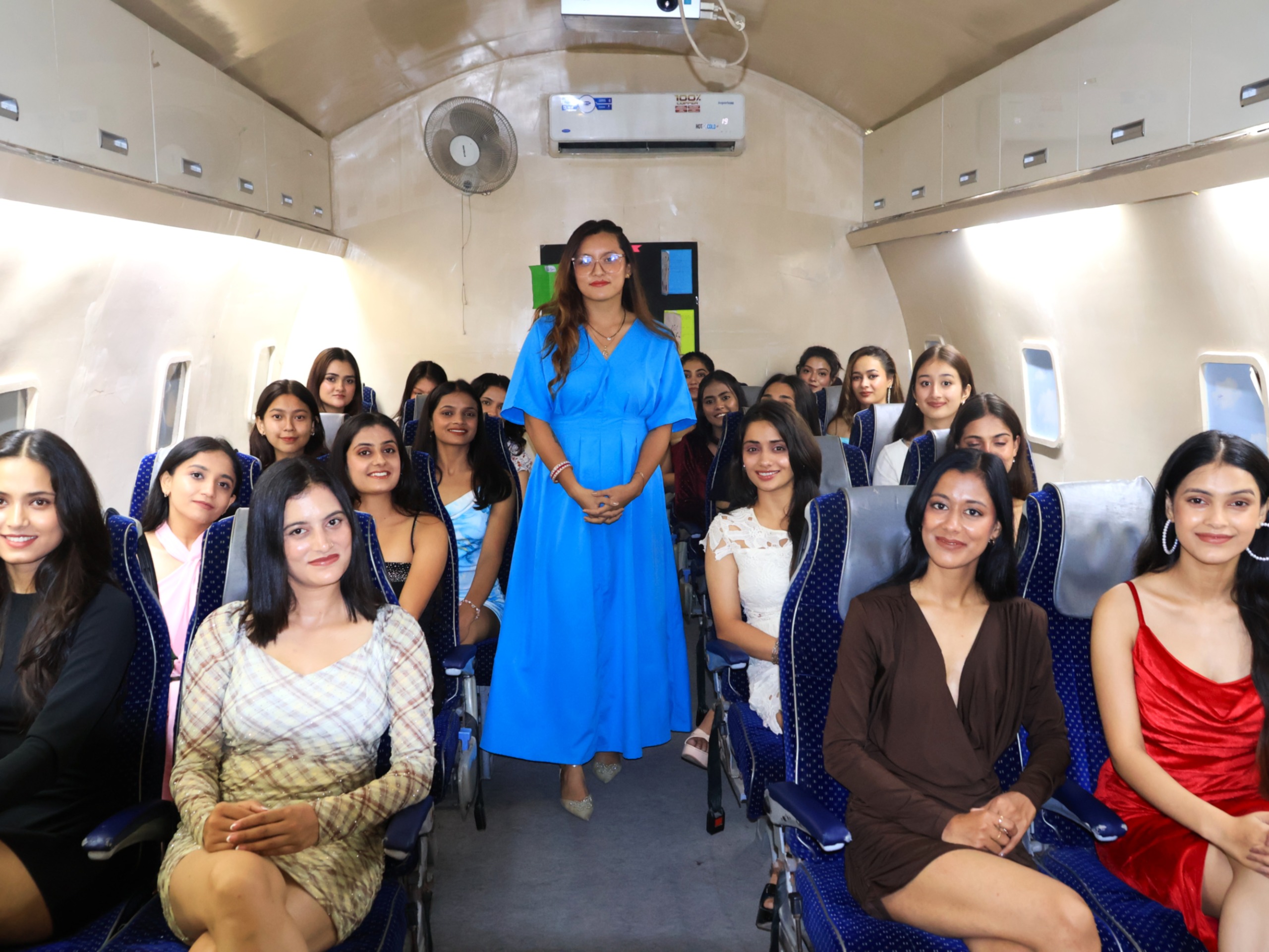 सिनमिट कम्युनिकेशंस की ओर से सब कॉन्टेस्ट कार्यक्रम। सिनमिट कम्युनिकेशंस की ओर से सब कॉन्टेस्ट कार्यक्रम।