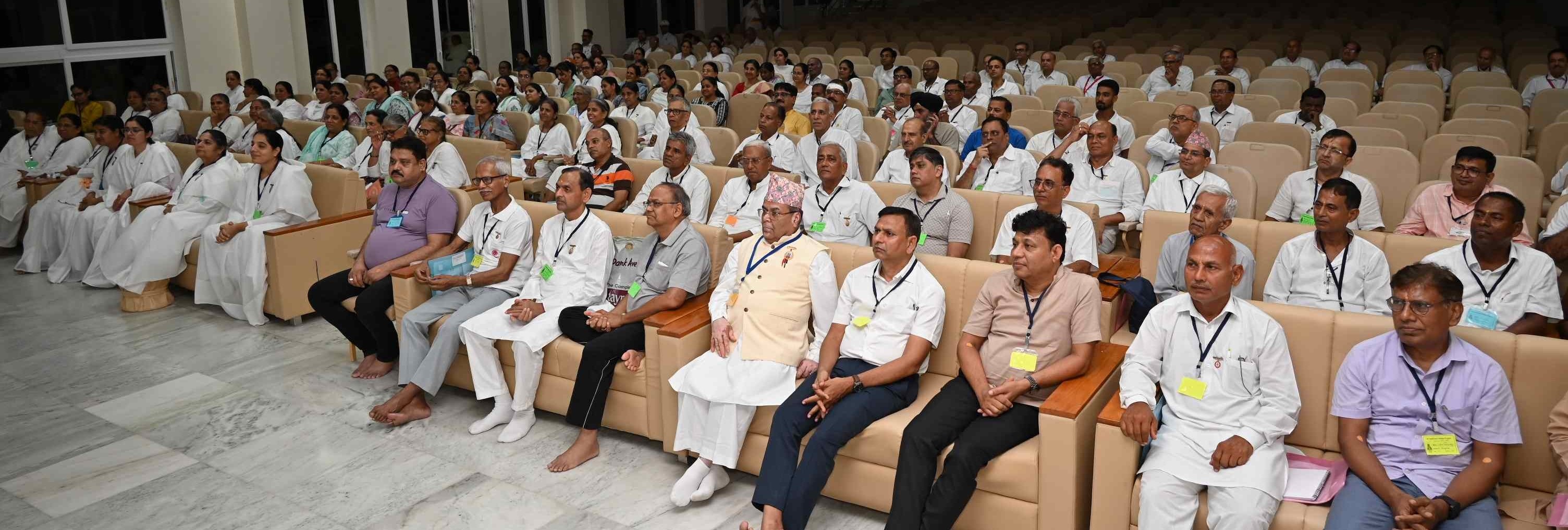 कैड प्रोग्राम में देशभर से आए हृदयरोगी। कैड प्रोग्राम में देशभर से आए हृदयरोगी।
