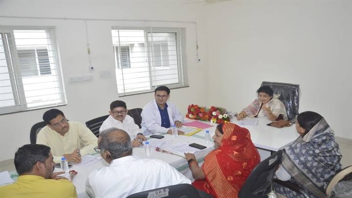 भोपालः सिविल हॉस्पिटल गोविंदपुरा में गठित रोगी कल्याण समिति की बैठक संपन्न भोपालः सिविल हॉस्पिटल गोविंदपुरा में गठित रोगी कल्याण समिति की बैठक संपन्न