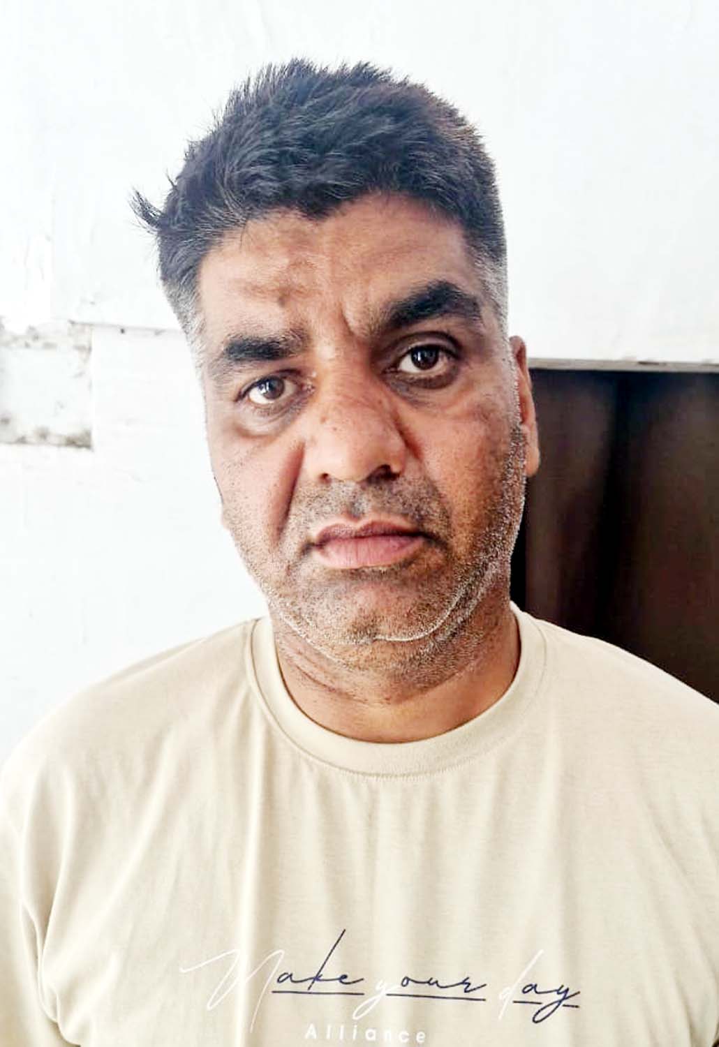 ठगी करने का आरोपी सुनील।