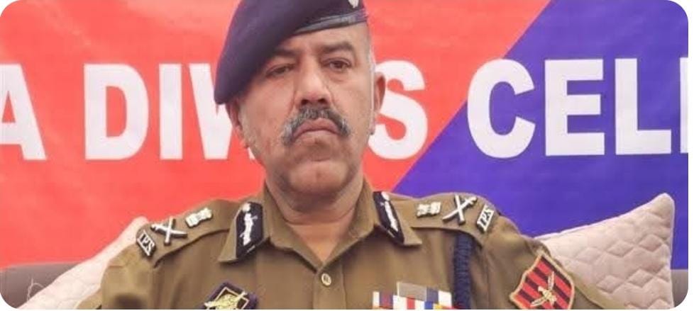 बसंतगढ़ में हाल ही में मारा गया आतंकवादी जैश-ए-मोहम्मद का शीर्ष कमांडर था-डीजीपी बसंतगढ़ में हाल ही में मारा गया आतंकवादी जैश-ए-मोहम्मद का शीर्ष कमांडर था-डीजीपी