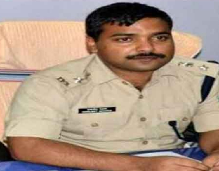 डीआईजी की फ़ाइल फ़ोटो डीआईजी की फ़ाइल फ़ोटो