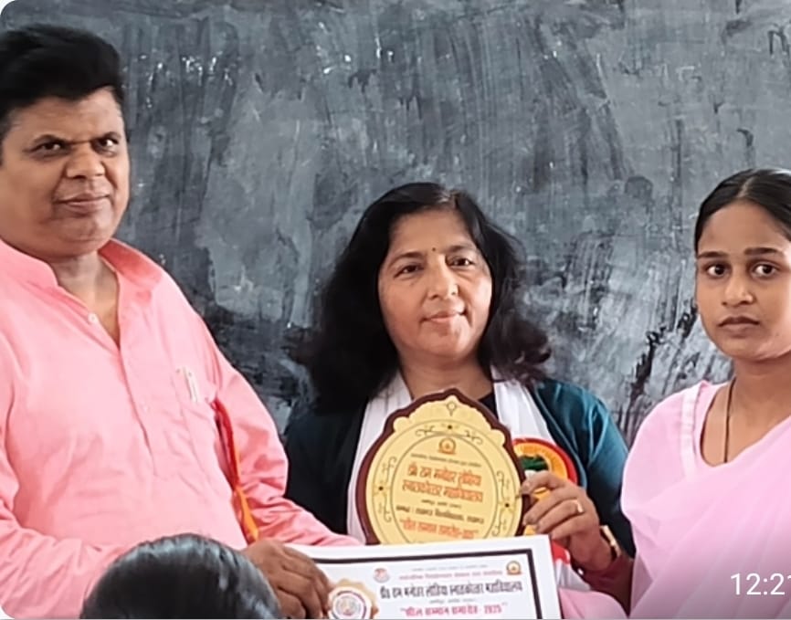 शिक्षित व्यक्ति ही सही दिशा चुनकर अपनी मंजिल को प्राप्त कर सकता है: डॉ अभिराम सिंह
