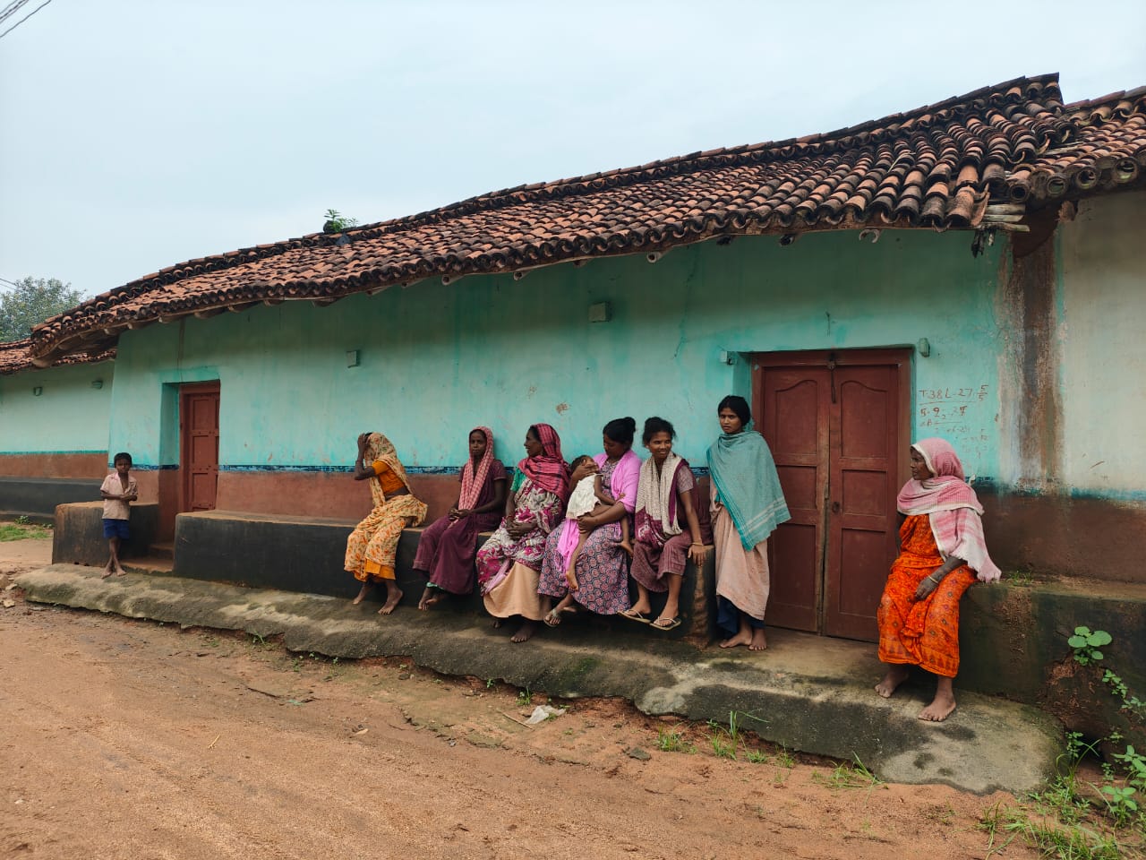 विलाप करते ग्रामीण विलाप करते ग्रामीण