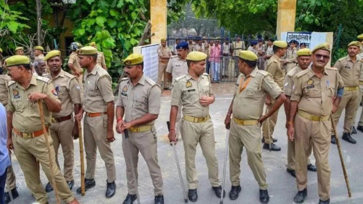 सरकारी नौकरी के नाम पर लाखों की ठगी कोलकाता पुलिस के कांस्टेबल पर आरोप