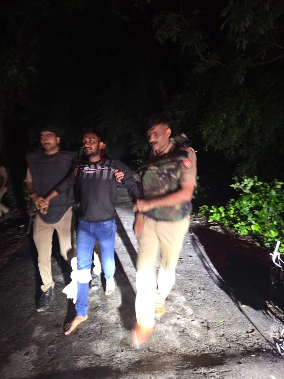 घायल बदमाश