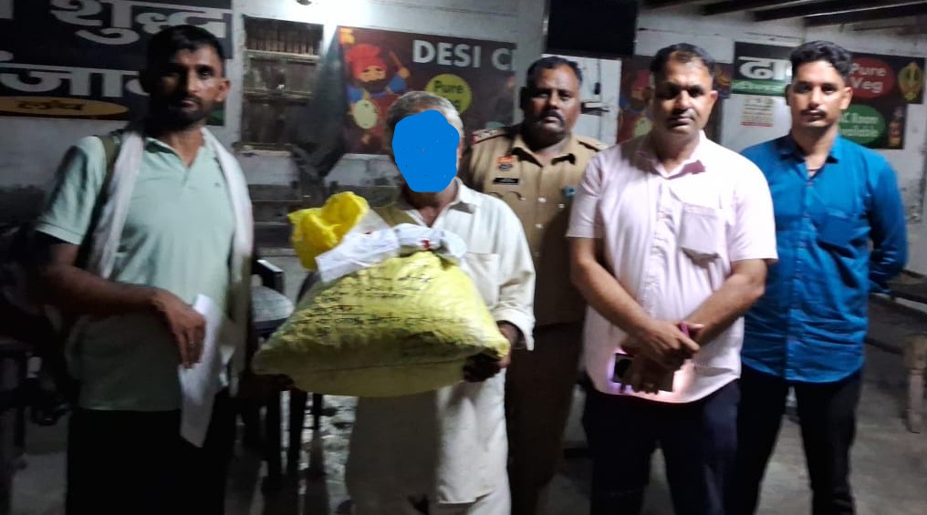 लाखन माजरा के पास होटल में पुलिस द्वारा गिरफ्तार नशा तस्कर