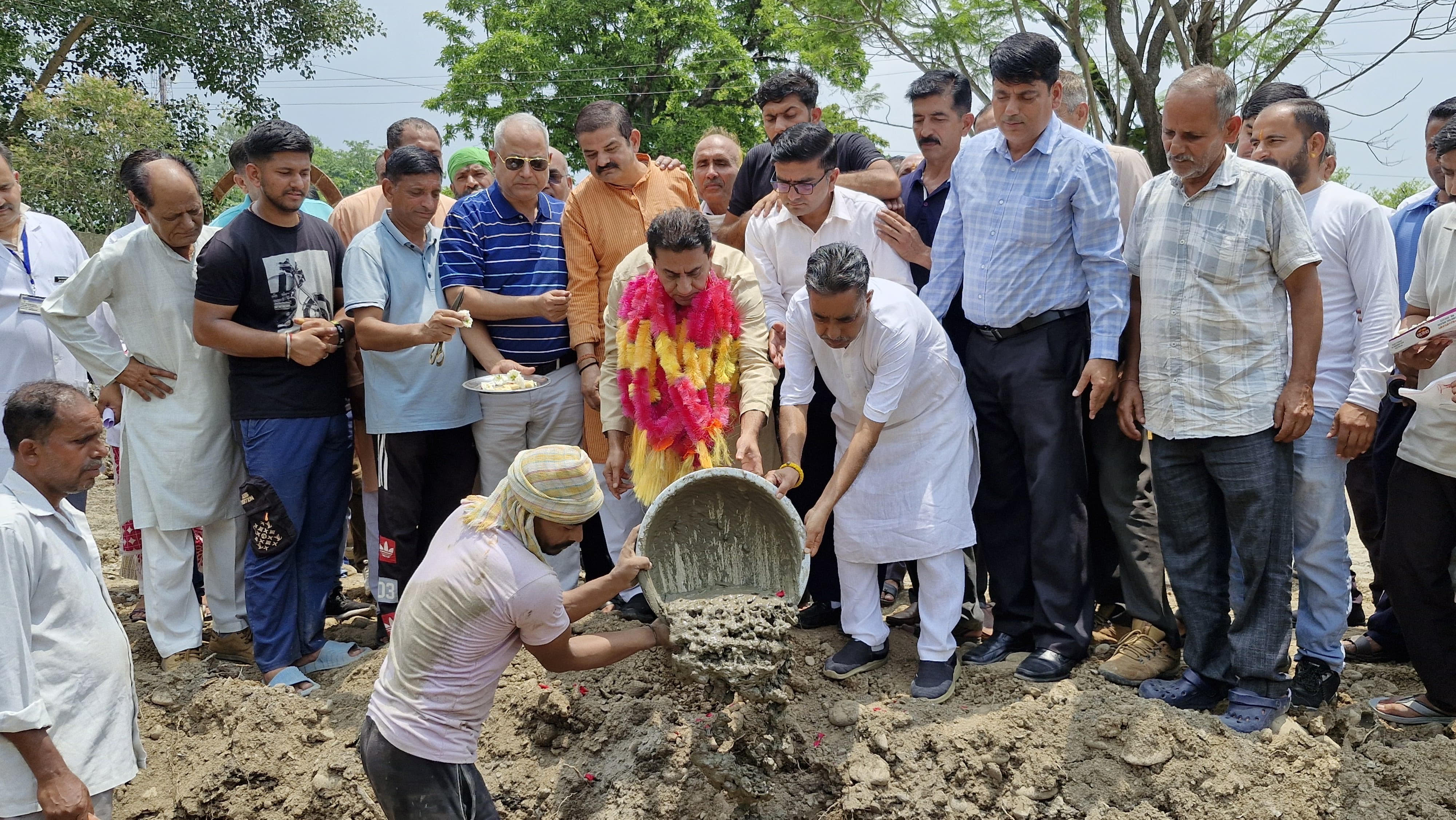 Jasrotia laid the foundation stone of Block Public Health Unit at a cost of Rs 40 lakh
