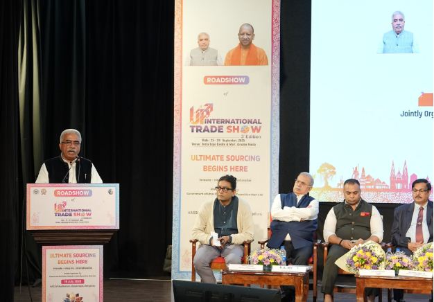 उत्तर प्रदेश सरकार के मंत्री राकेश सचान उत्तर प्रदेश सरकार के मंत्री राकेश सचान
