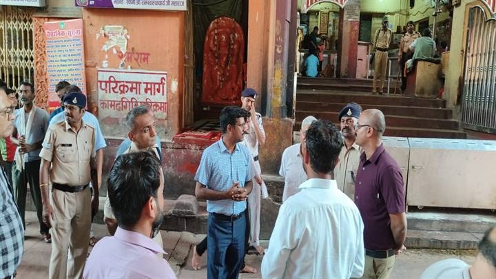 सतनाः कलेक्टर एवं पुलिस अधीक्षक ने किया मंदाकिनी नदी का निरीक्षण