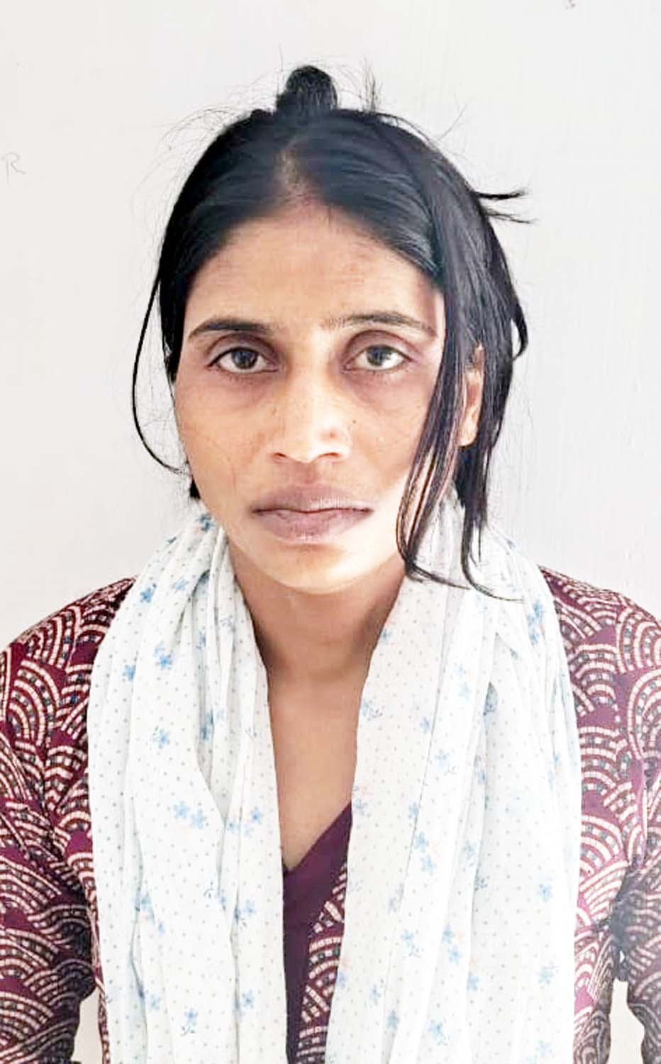 गुरुग्राम के एक घर में चोरी की आरोपी नौकरानी। गुरुग्राम के एक घर में चोरी की आरोपी नौकरानी।