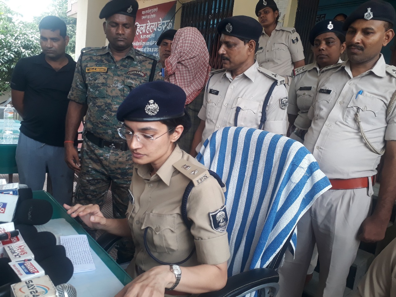 पुलिसिया कार्रवाई
