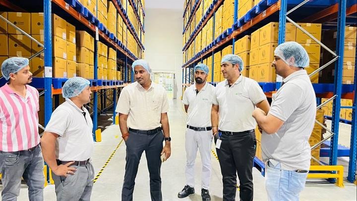 कलेक्टर ने किया सीहोर स्थित आईटीसी फाइबर इनोवेशंस लिमिटेड यूनिट का निरीक्षण