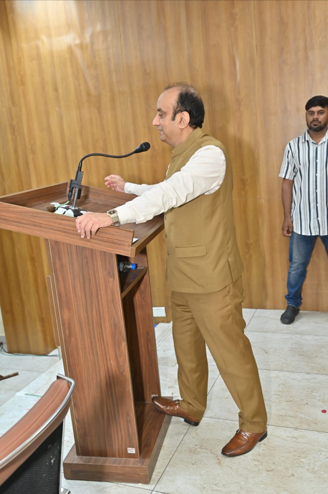 एक राष्ट्र एक चुनाव भारत की जरूरत, राष्ट्रीय एकात्मकता को स्वीकार नहीं करने वाले कर रहे है विरोध:सुधांशु त्रिवेदी एक राष्ट्र एक चुनाव भारत की जरूरत, राष्ट्रीय एकात्मकता को स्वीकार नहीं करने वाले कर रहे है विरोध:सुधांशु त्रिवेदी