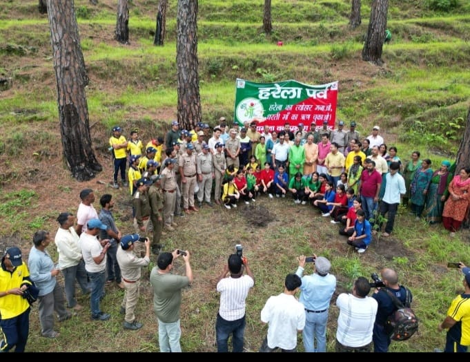 ट्री ट्रस्ट ऑफ इंडिया हरेला पर्व मनाते हुए ट्री ट्रस्ट ऑफ इंडिया हरेला पर्व मनाते हुए