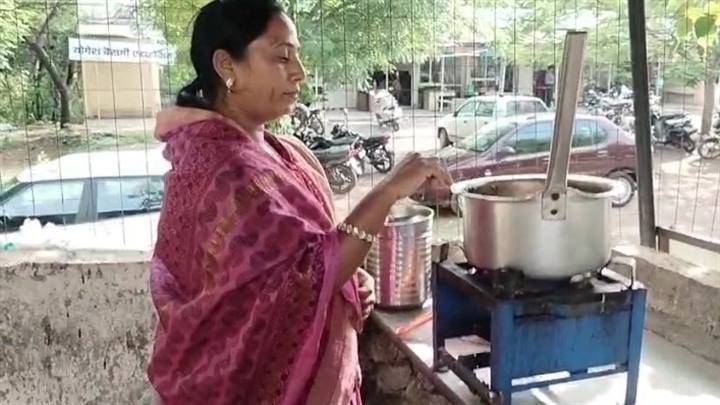 नीमच कलेक्ट्रट में संचालित ''दीदी कैफे'' नीमच कलेक्ट्रट में संचालित ''दीदी कैफे''