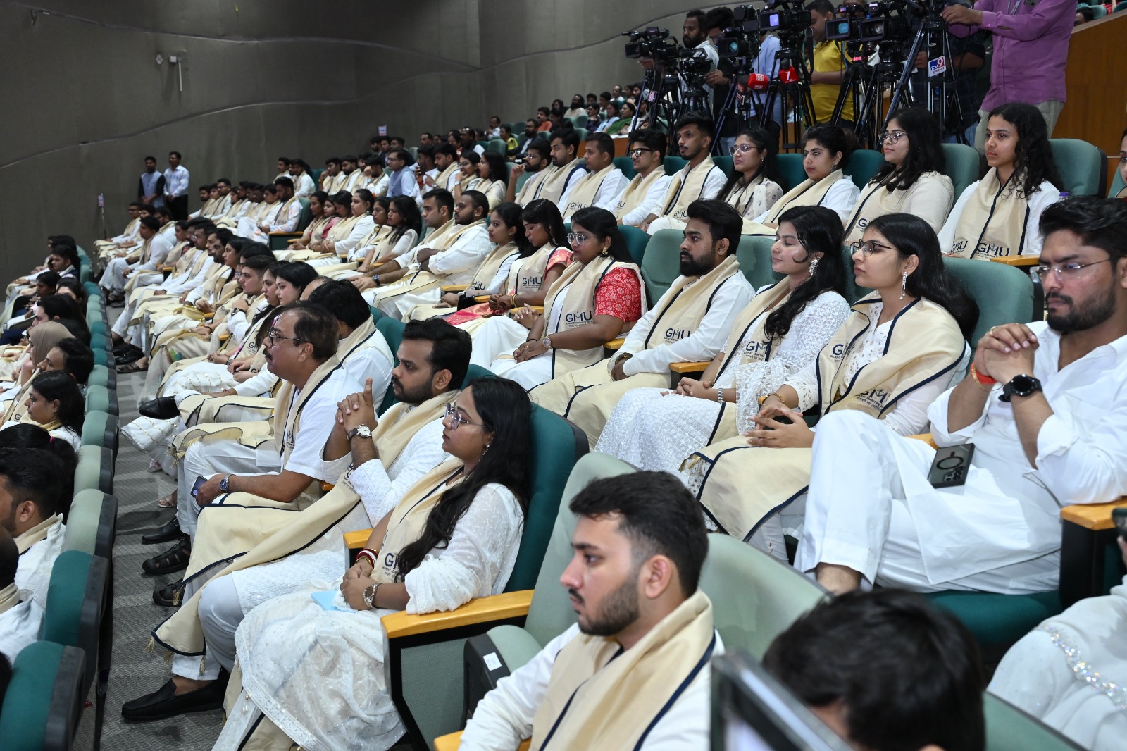 गुजरात मैरीटाइम यूनिवर्सिटी (जीएमयू) गुजरात मैरीटाइम यूनिवर्सिटी (जीएमयू)
