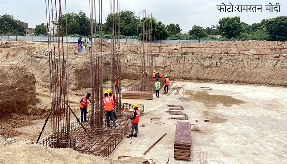 बीकानेर रेलवे स्टेशन के पुनर्विकास कार्य ने रफ़्तार पकड़ी, फाउंडेशन वर्क प्रगति पर