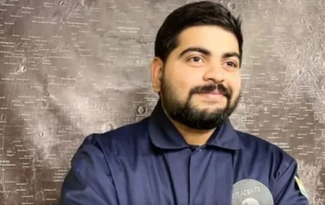 पेंड्रा कस्बे के राजशेखर पैरी पेंड्रा कस्बे के राजशेखर पैरी