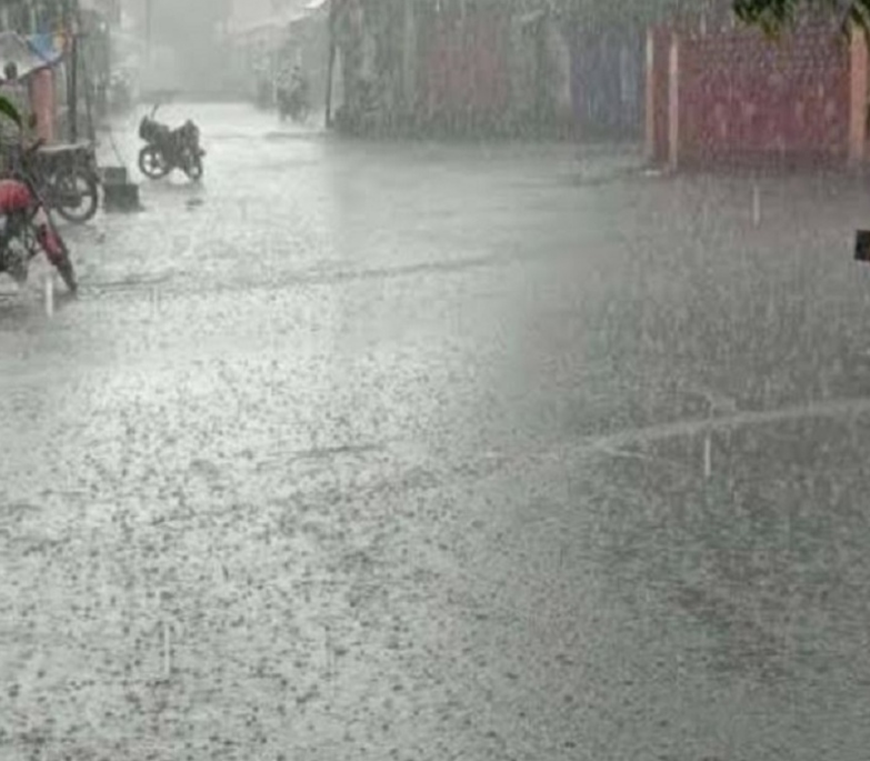 फ़ाइल फ़ोटो बारिश फ़ाइल फ़ोटो बारिश