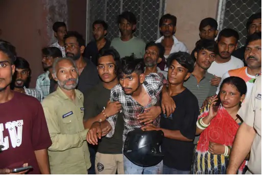 पुरानी रंजिश में युवक की चाकू घोंपकर हत्या