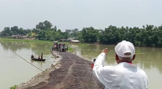 बाढ़ का पानी बाढ़ का पानी