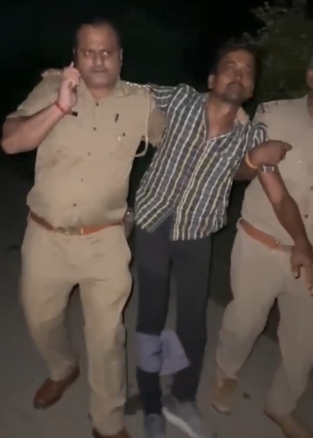 घायल बदमाश फोटो घायल बदमाश फोटो