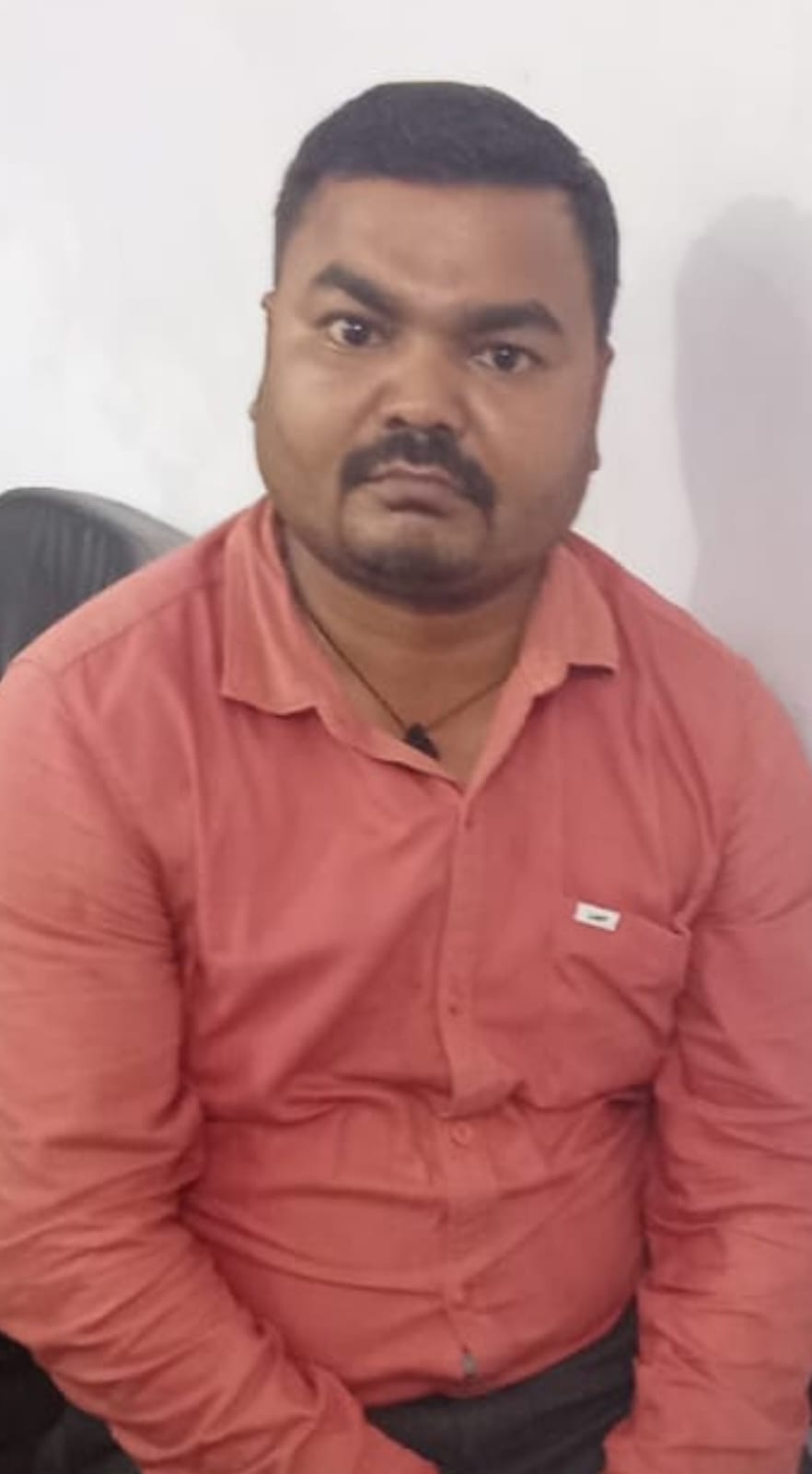 गिरफ्तार निरीक्षक गिरफ्तार निरीक्षक
